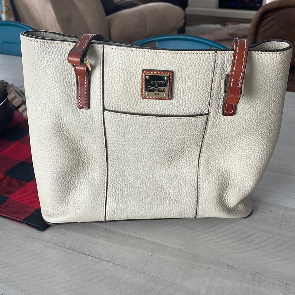 Dooney & Bourne shoulder bag